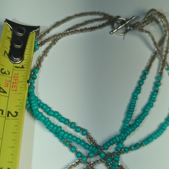 Handmade turquoise color and clear beaded necklace - Picture 5 of 5